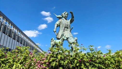 岡山駅前の風景